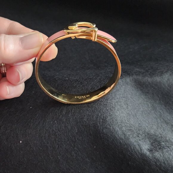 COACH pink enamel and gold Iconic Sig C buckle bangle bracelet adjustable hinged - Picture 7 of 7